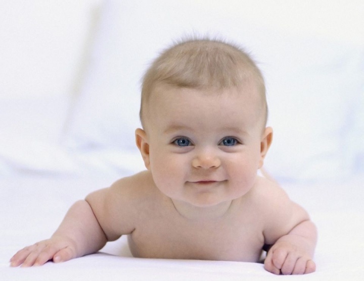 Ребёнку 4 месяца: интенсивное осознанное развитие