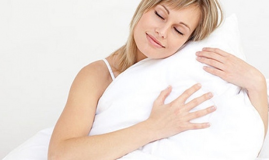 Одеяла с натуральными наполнителями: под каким лучше спать?